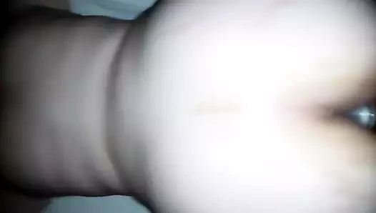 Edepsiz alıyor