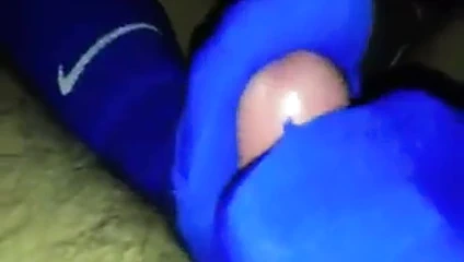 footjob toejob içinde mavi futbol çorap