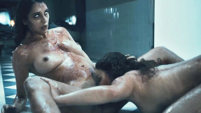 Zombi kızlar korku pornosu - doğaüstü amcık yalıyor şeytani pozlar