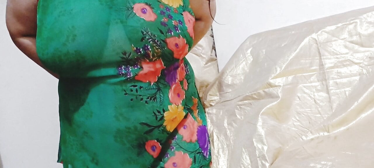 Bbw tombul yenge iş kam gösteri (dildo sikme)