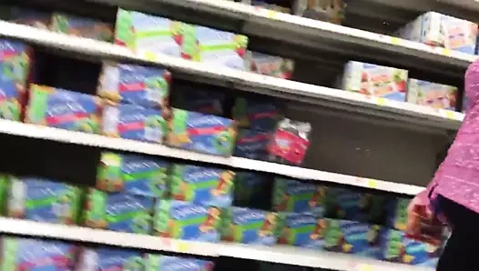 Güzel göbekli iri güzel kadın 2