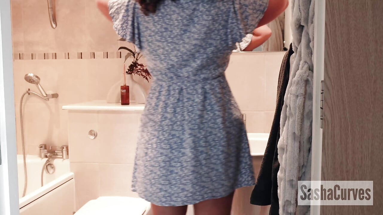 Giantess üvey anne 2: duş