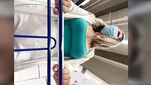 yaramaz milf at the mall