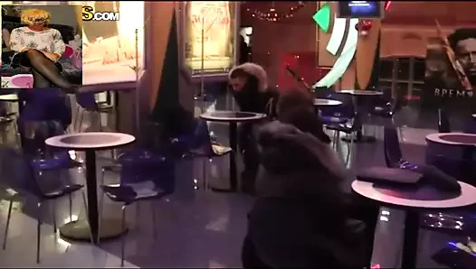 sarışın soyunma odası seks