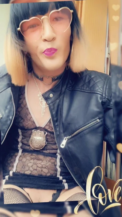 👻SnaptaChatte ve Twitter X [⁴avr²⁴] VanessaBitchx Balcon en Policiere et string string dizesinde sergileniyor