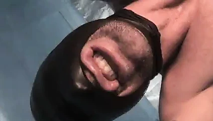 Onları yüksekte as