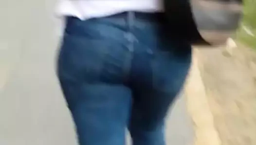 Asses in jeans