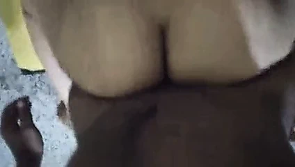 Desi şişman göt yenge kahrolası sert ile melody sound arasında gungru