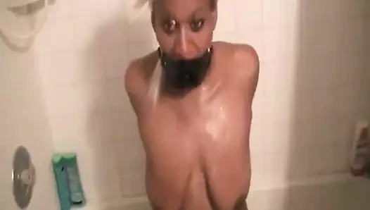 Lütfen yüzüme ve ağzıma değil!