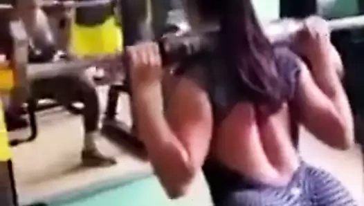 O götü sikmek istiyorum