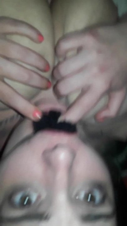 Düzgün vücutlu gf esnemeler ve eyersiz becerdin