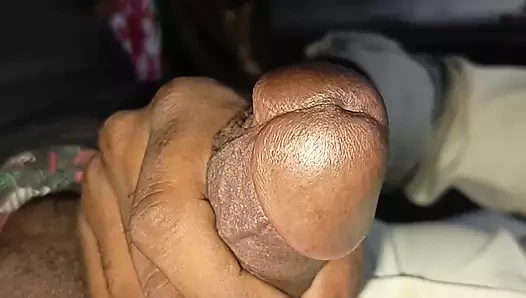 Hintli çocuk soyunma odası şövalyesinde mastürbasyon videosu