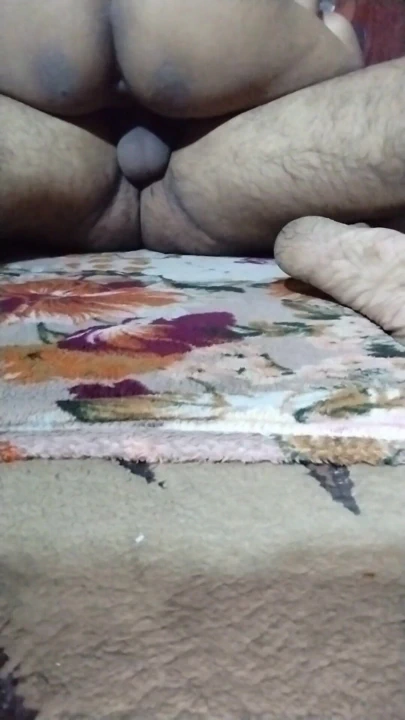 Pakistanlı güzel çift hayatının tadını çıkarıyor | Klip 1