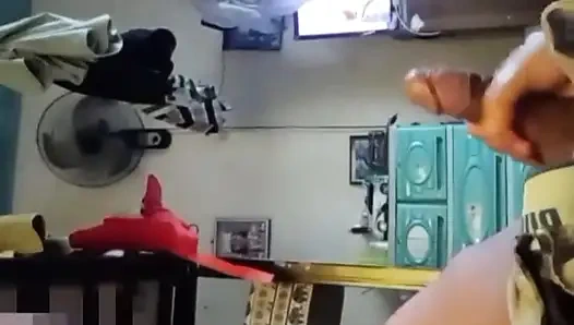 Tamamen kuruyana kadar sikimi emiyor