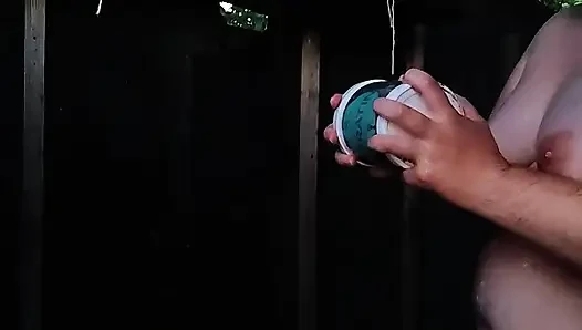 Seksi tanya açık köyde yaz duşunda çamaşır yıkıyorum
