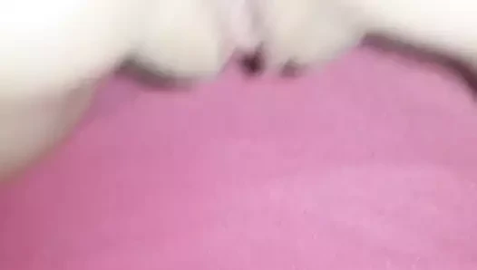 Blondine bakfra og jeg kommer.