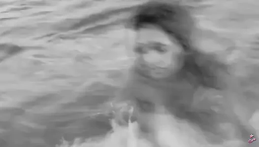 Justine, kızıl saçlı baştan çıkarıcı