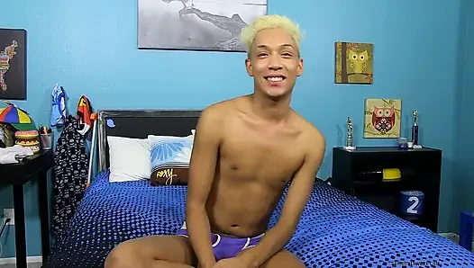 Hung Twink Andrew ile sette