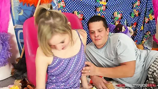 Babysitter Affair - Angel Piaff