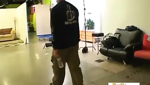 Bu sarışın hatun adamın bildiği her pozisyonda harika görünüyor