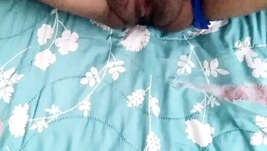 Seni burada bekleyeceğim, benimle gel, bir süre eğlenelim