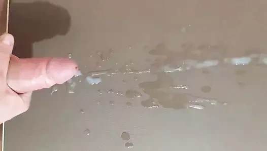 büyük twinks üzerinde masa ile inilti