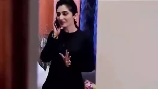 Yaramaz hintli kız – seks filmi klibi