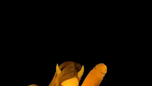 Büyük emziren memeli inek kızı memeyle sikiyor