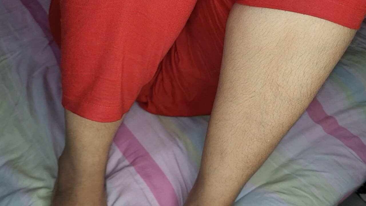 Bangladeshi granny gets hot all over her body when she has sex