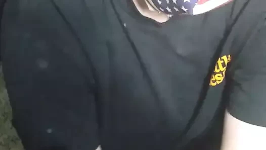 Krysti bana bir handjob ver ve kaçıklardan kaç