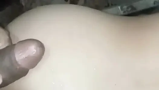 Banyoda seks bölüm 2 üvey kız kardeş çok sert sikişiyor sürtük kız