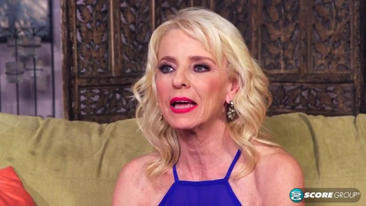 Cammille'in göt deliği için büyük zenci yarağı