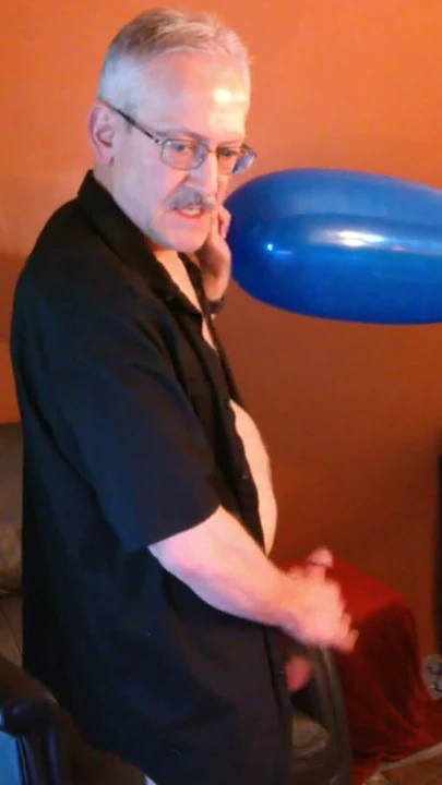 109) baba balloonbanger tarafından uzun boyuna balon sapık mastürbasyon | Klip 2