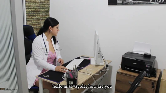 Tıbbi bir randevuda azgın doktorum amımı sikiyor - İspanyolca porno