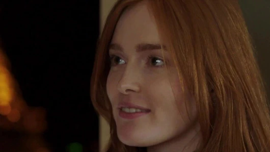 Vixen güzel kızıl saçlı jia lissa'nın kanıtlayacak bir şeyi var