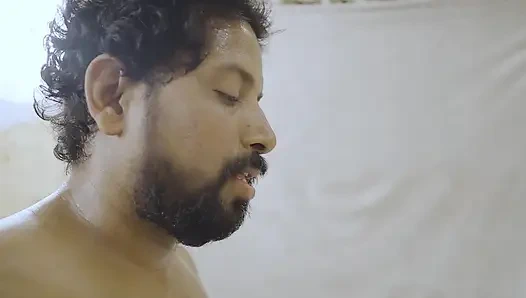 İKI ÜVEY ERKEK KARDEŞ SERT GRUP SEKSININ TADıNı ÇıKARMAK IÇIN DÜZENLI OLARAK KARıSıNı DEĞIŞTIRIYOR