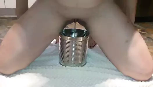 Benim zevkim için bir kutuya işiyor