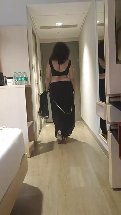 Rani, yürüyüş ve güzel göt