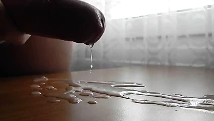 Grosse Ladung mit sehr viel Druck abgespritzt