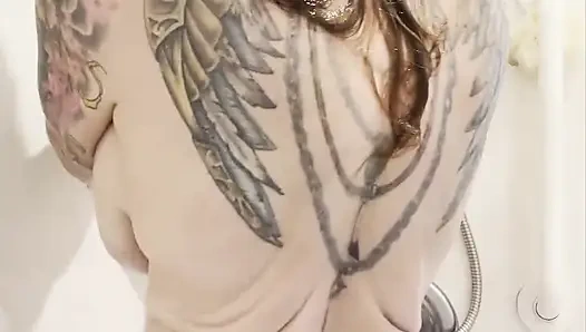 Solo oyun - beni duş alırken izle