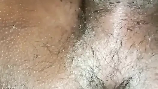 Üvey kayınbiraderi geceleri onunla buluşması için üvey erkek kardeşini aradı