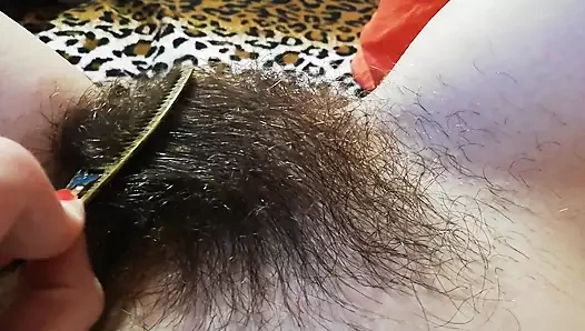 Kıllı amcık fetişi çalıyı fırçalıyor yakın çekim