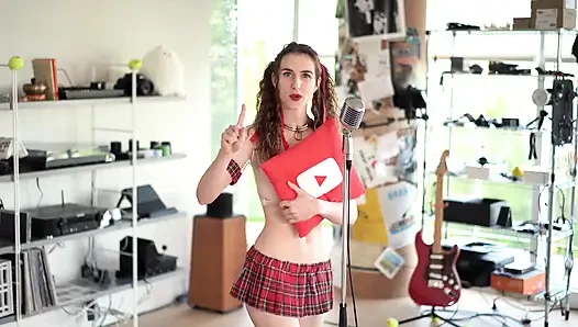 Öğretmenin evcil hayvanı, bir asi videosu