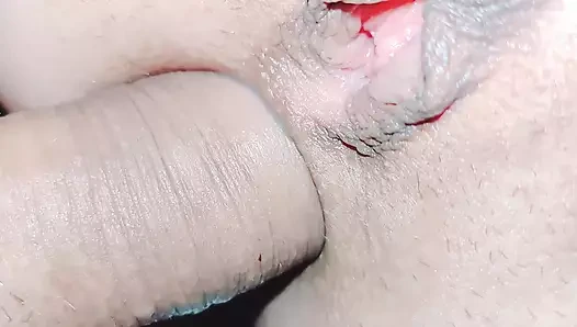 Evli kadın kocasıyla porno filme alıyor