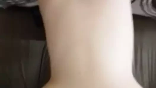 Benim beyaz düzgün vücutlu sikme dostum üzerinde tüm fours alma benim Hint çük