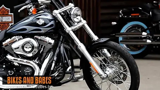 Lea Tyron - bisikletler ve hatunlar tv seksi videolar