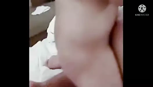 Kilitlemeden sonra oyo'da farhan ile acımasız seks