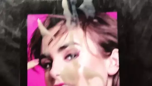 Lily collins yüz boyama boşalmak haraç 2