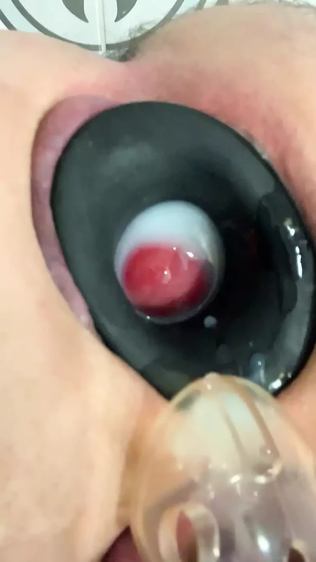 Сперма в моей открытой заднице