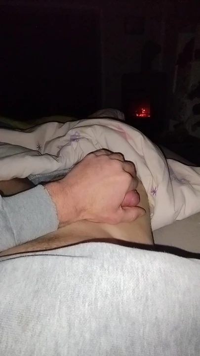 Karım çalışıyor ve sana ne kaçırdığını göstereyim.
Sünnetsiz 19.3 cm